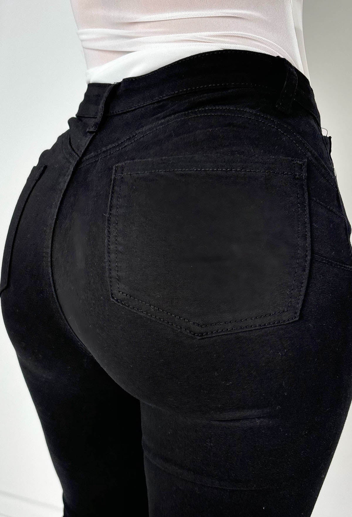 Black Jeans