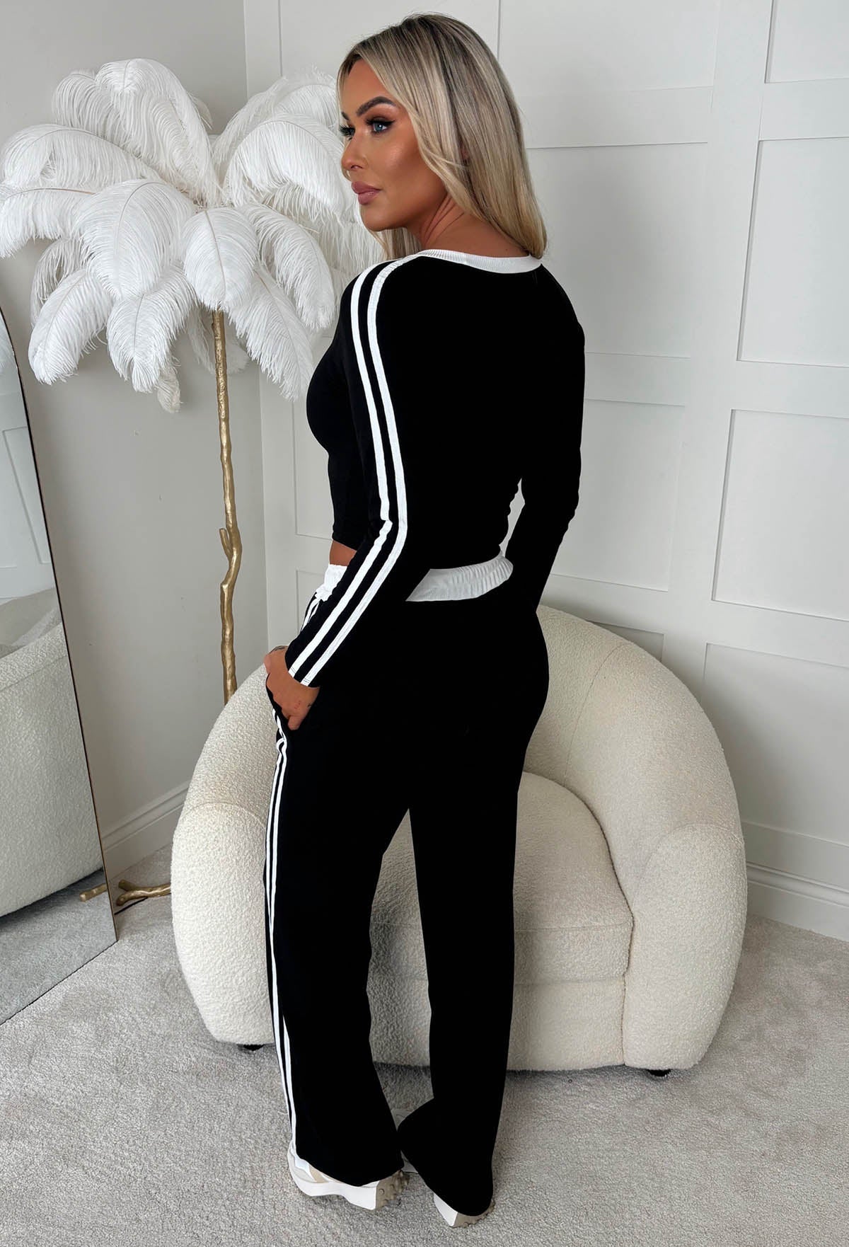 Black Set