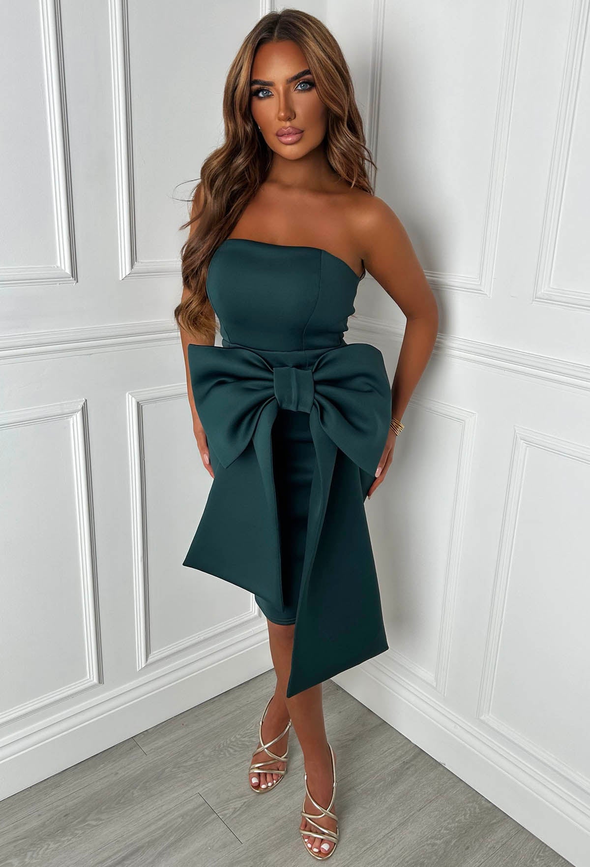Classy Dream Green Bandeau Bow Skirt Midi Dress | Pink Boutique Classy Dream Green Bandeau Bow Skirt Midi Dress | Pink Boutique