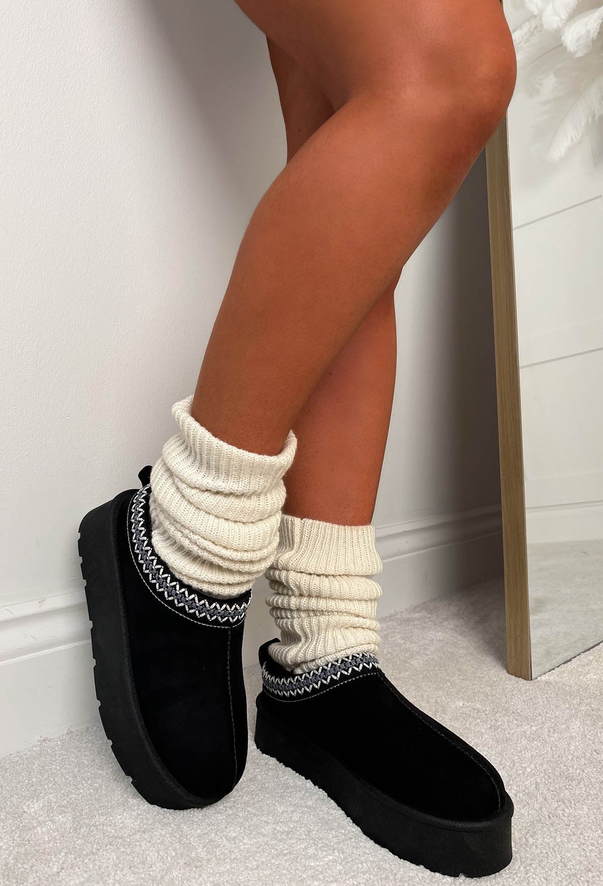Cosy Luxury Black Aztec Trim Faux Fur Lined Platform Boots