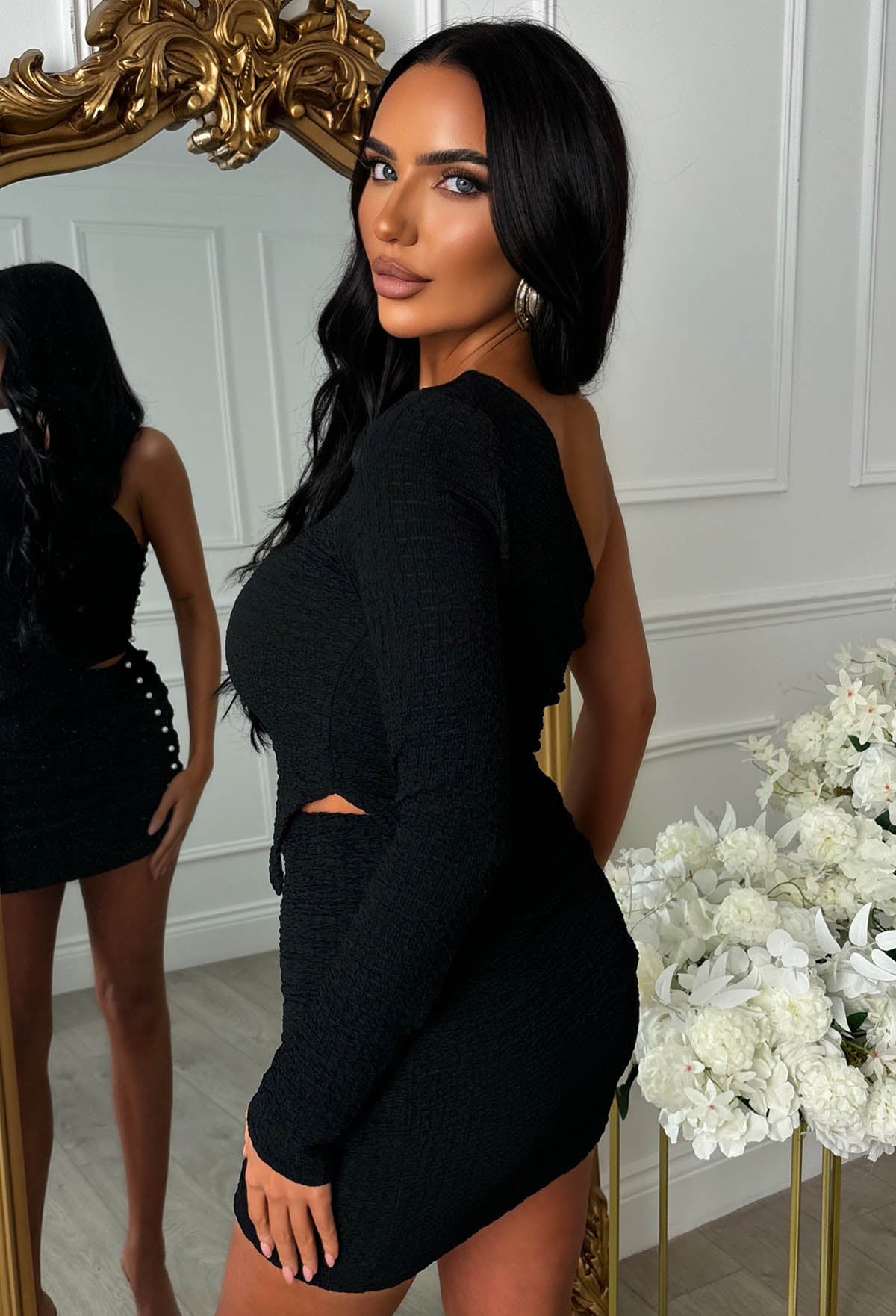 Elegant Always Black Pearl Detail One Shoulder Co-Ord Set