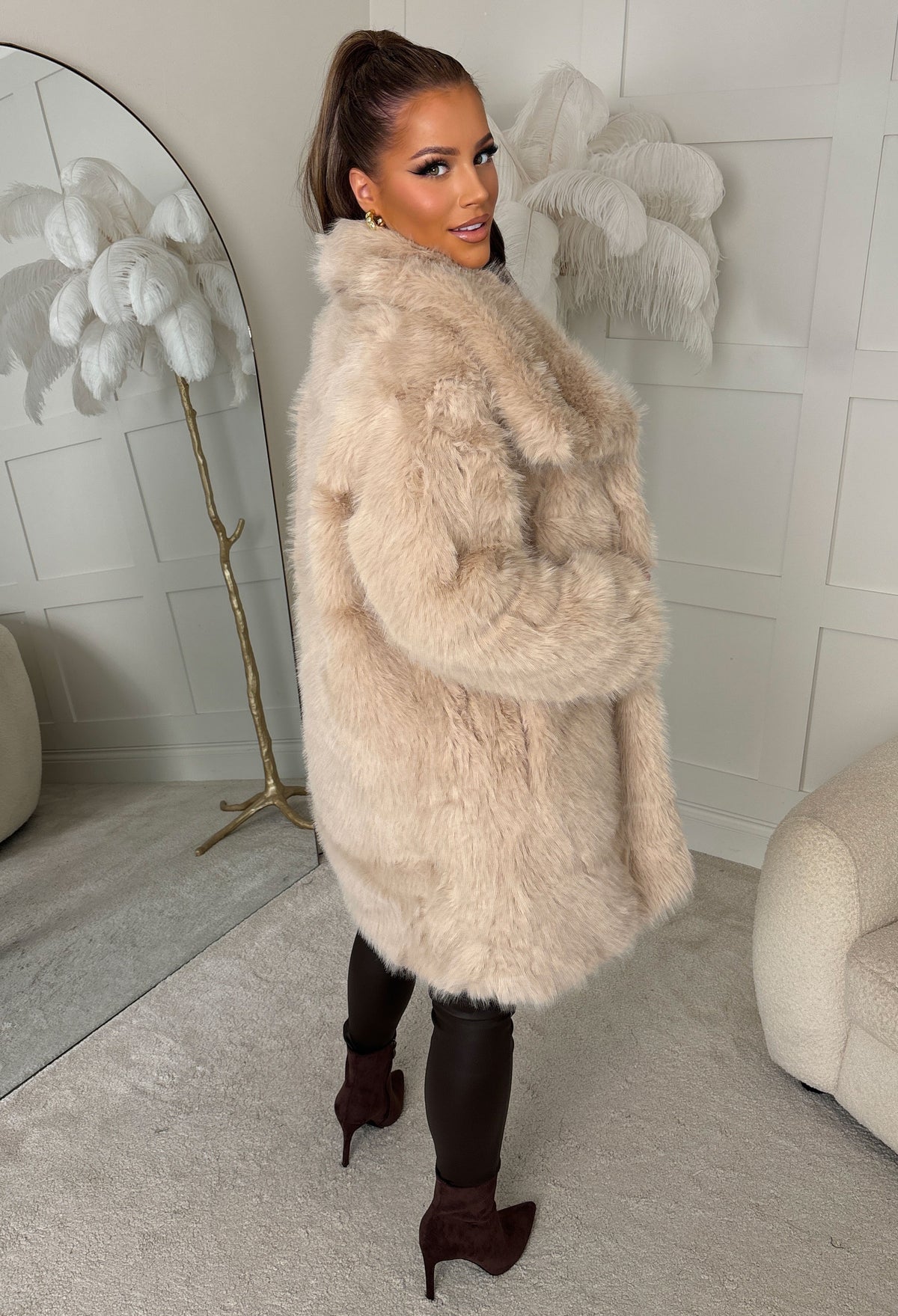 lilianna-cream-faux-fur-coat-3