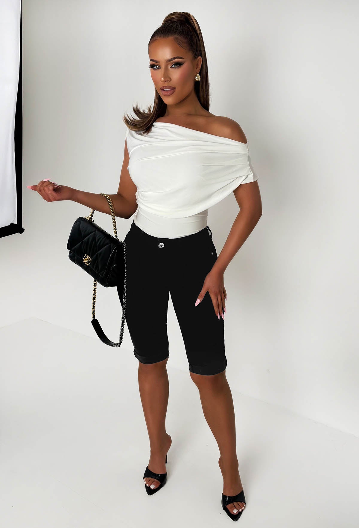 She's Untouchable Black Stretch Pedal Pusher Denim Turn Up Capri Jeans