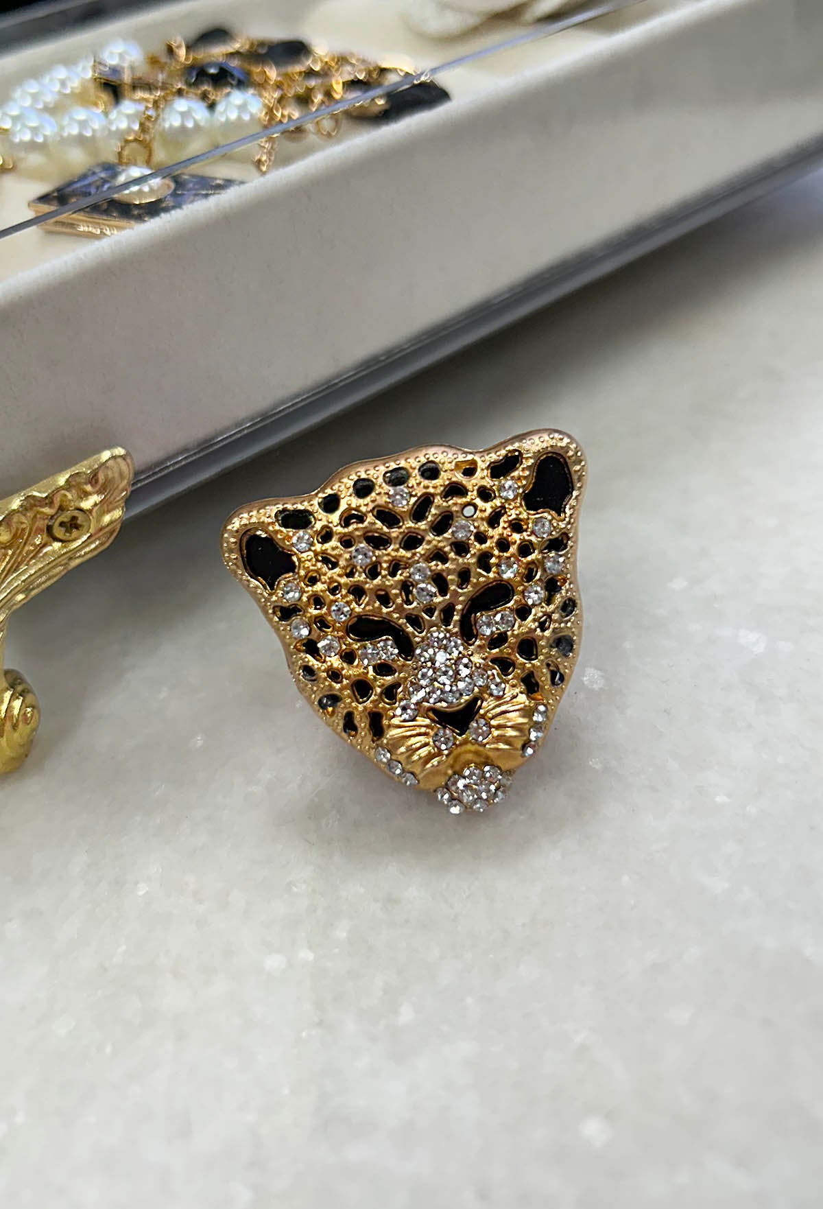 The Hustle Gold Jaguar Head Brooch