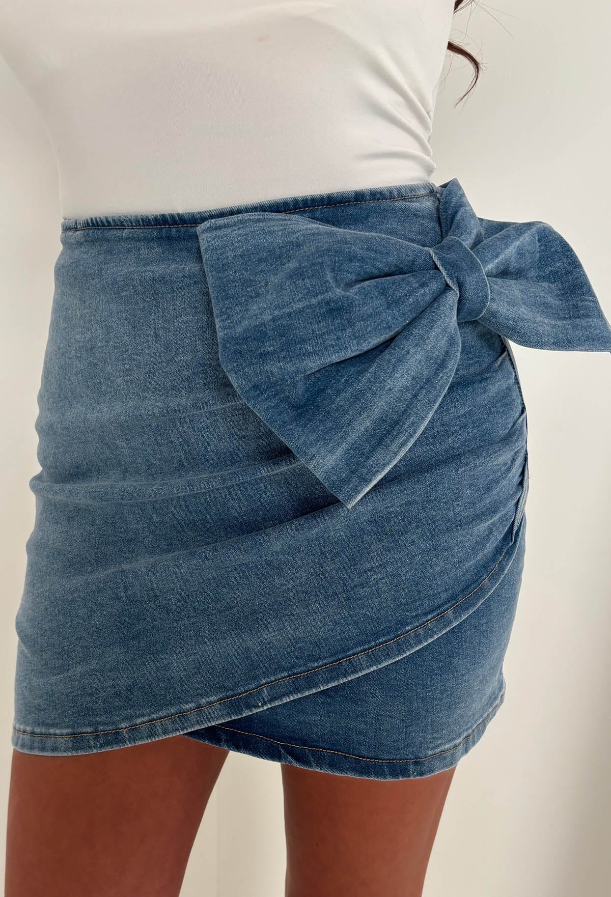 You Beauty Mid Wash Stretch Denim Bow Skirt