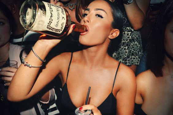 10 Types Of Drunk Friend We've All Experienced On A Night Out