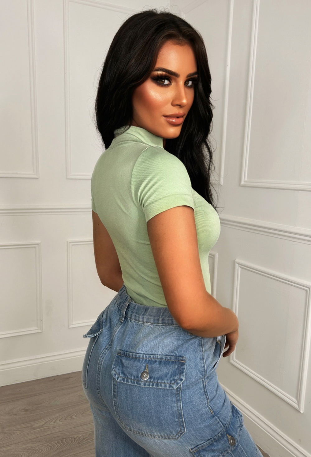 Bodysuit high waisted jeans hotsell