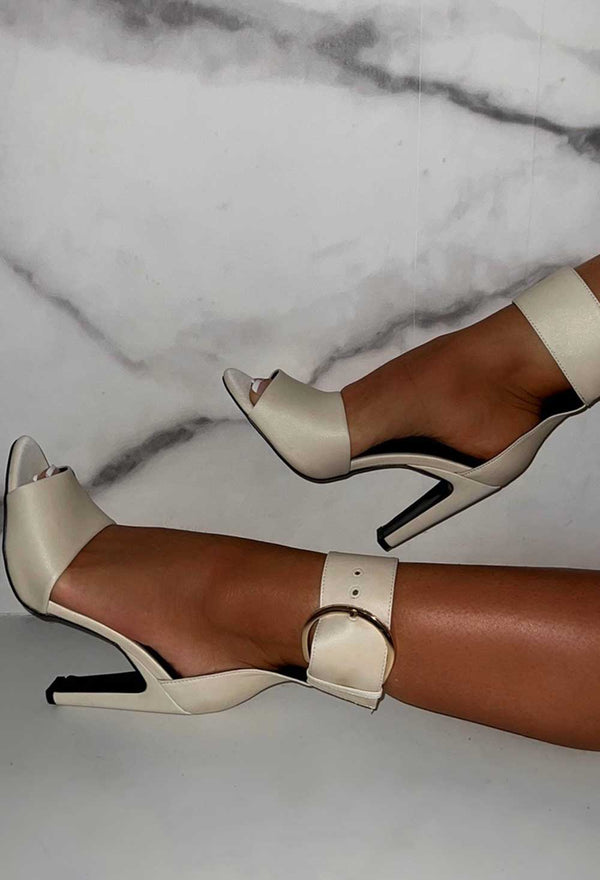 Hot Love Nude Buckle Block Heel | Pink Boutique – Pink Boutique UK