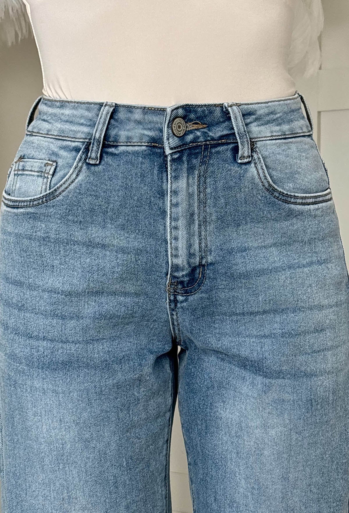 Betsy Light Wash Stretch Denim Belted Barrel Jeans