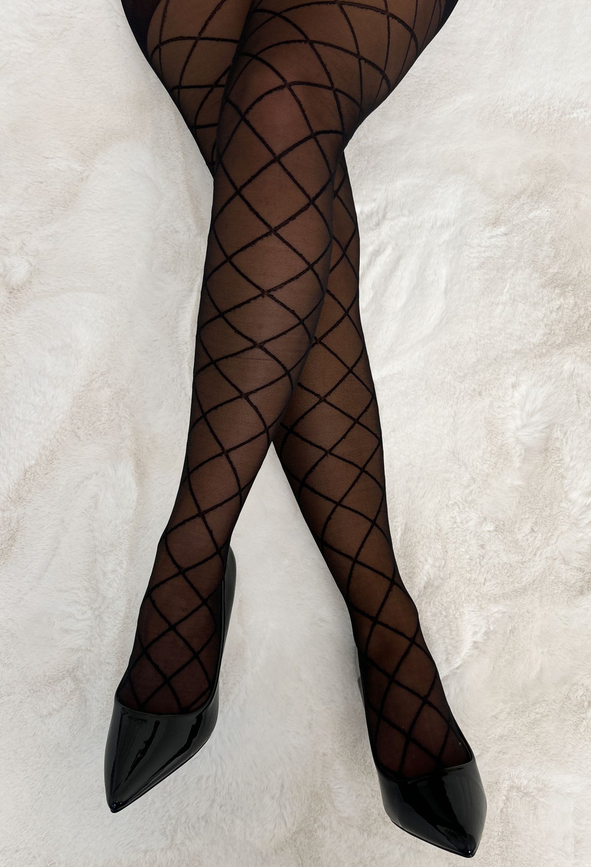 celeste-black-line-detail-tights-1