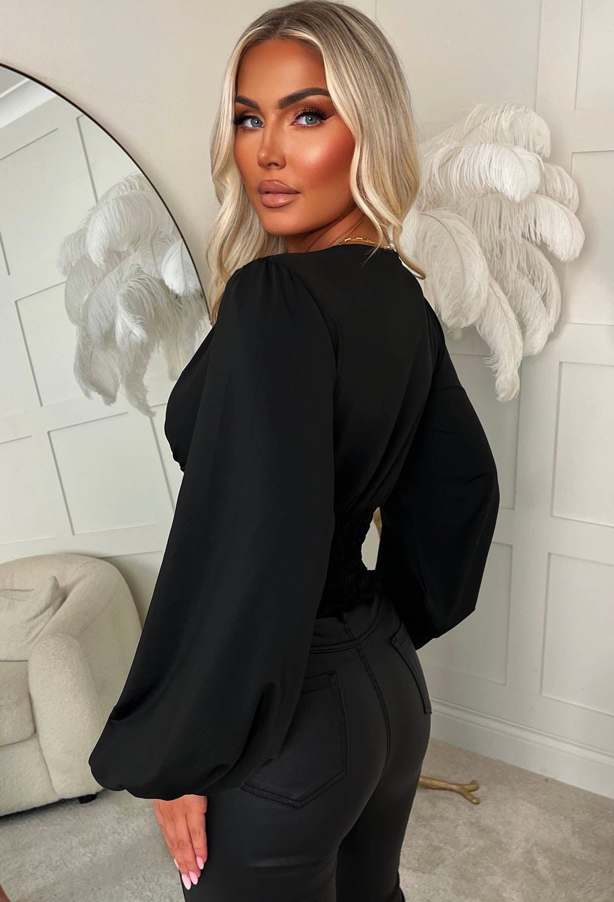 Essential Style Black Ruched Balloon Sleeve Top