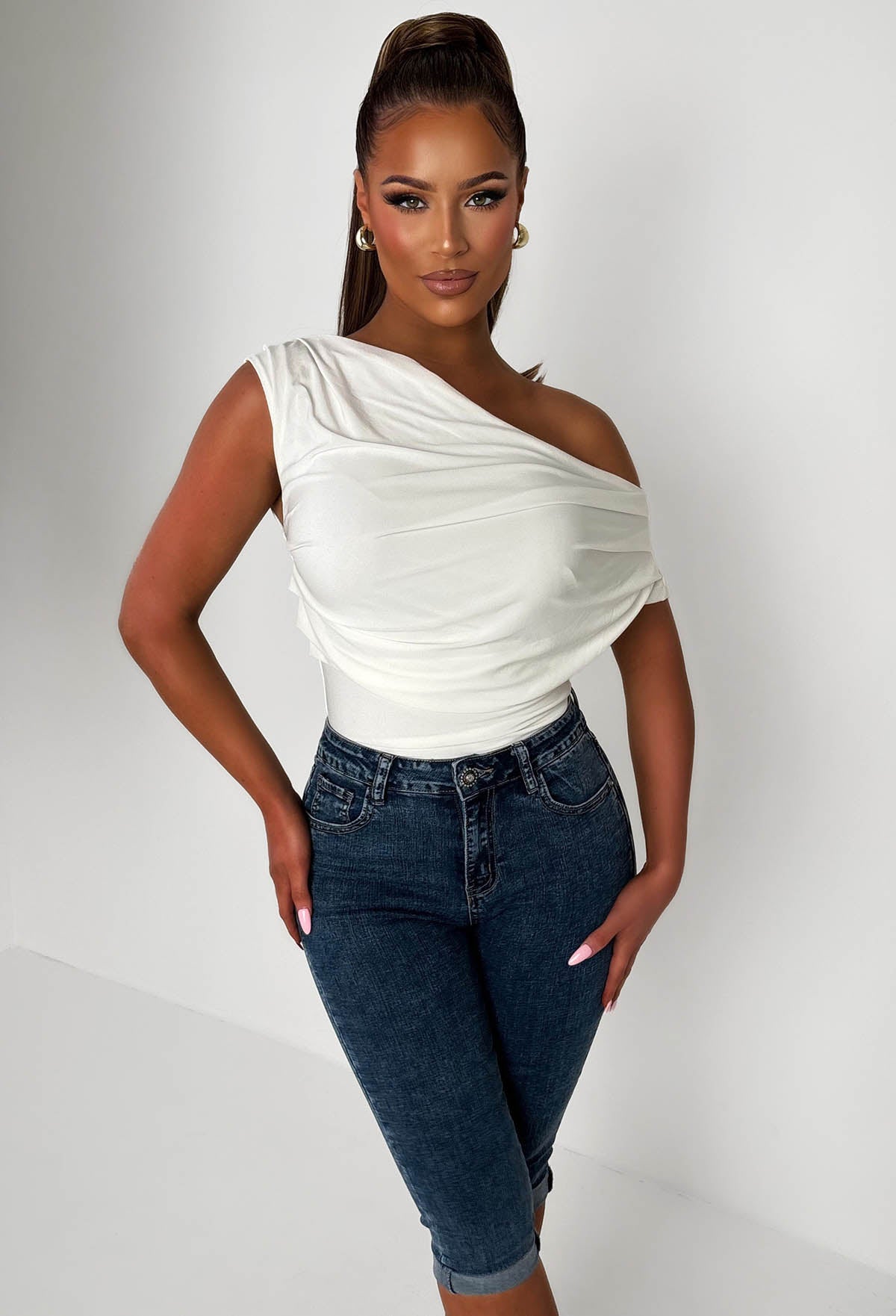 Sammy Mid Wash Stretch Denim Capri Pants With Turn Up's