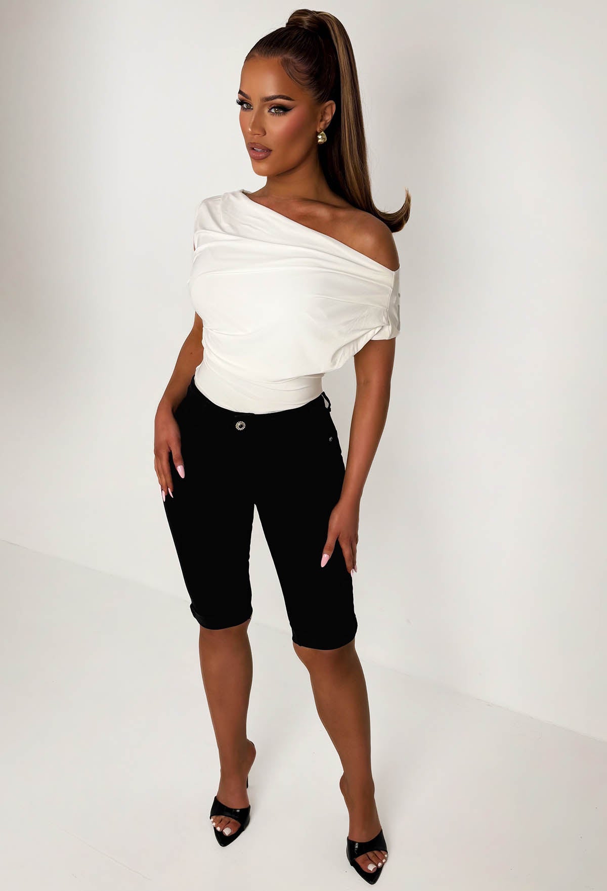She's Untouchable Black Stretch Pedal Pusher Denim Turn Up Capri Jeans